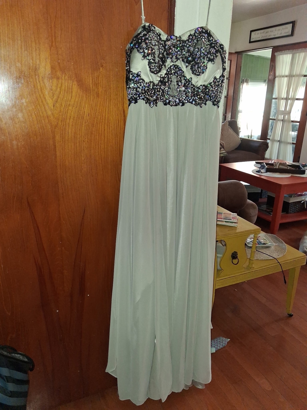 Narianna Beaded Strapless Gown in Grey and Black